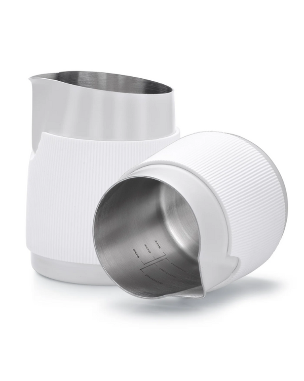 Normcore Handleless Milk Pitcher - Sharp Spout بيتشر نورمكور بيتشر - حافة حادة